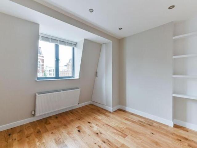 Flat for rent in Tooting Graveney, Isle Of Man