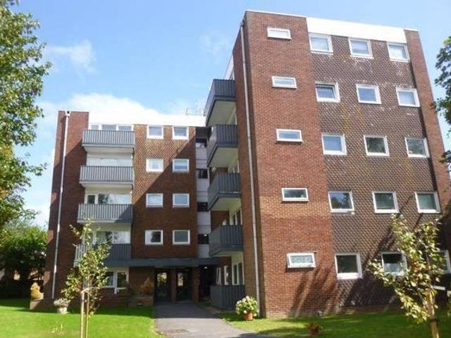House for rent in West Sussex