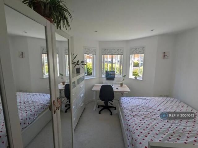 Flat for rent in Cat Hill