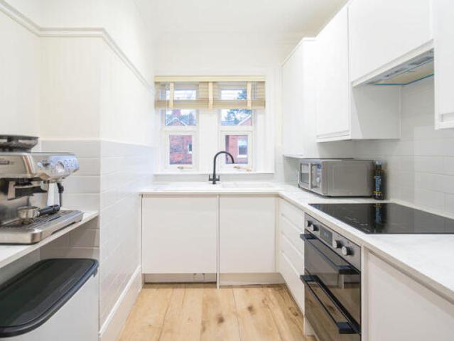 Flat for rent in Branksome Park, Poole