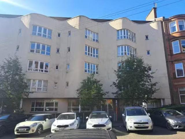 House for rent in Shawmoss, Shawlands