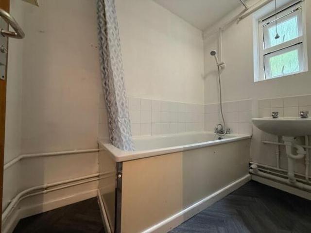 Flat for rent in The Slade, Oxfordshire