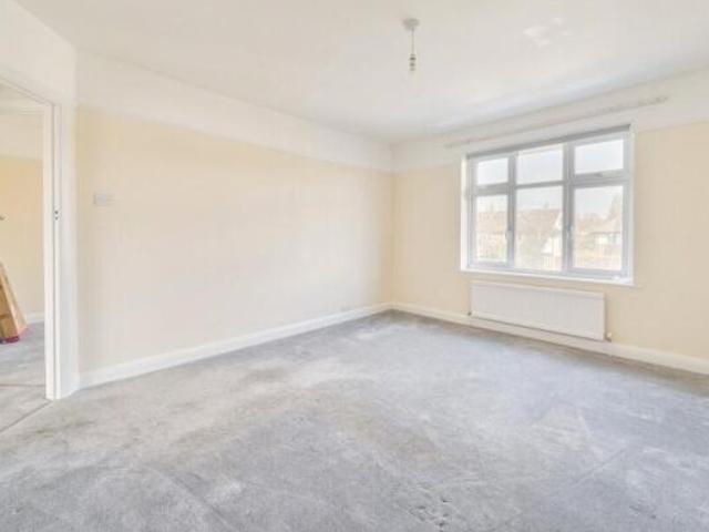 Flat for rent in Kingston Upon Thames, Greater London