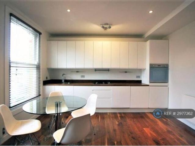 Flat for rent in Cat Hill