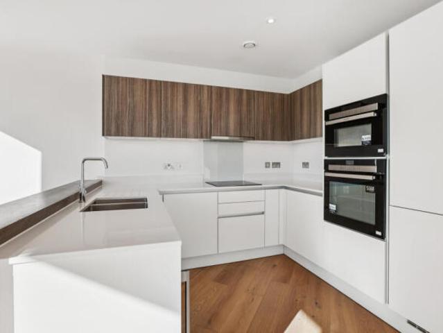 Flat for rent in Cat Hill
