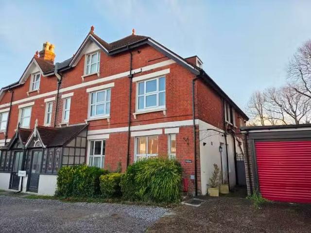 House for rent in Bridgemere, Eastbourne