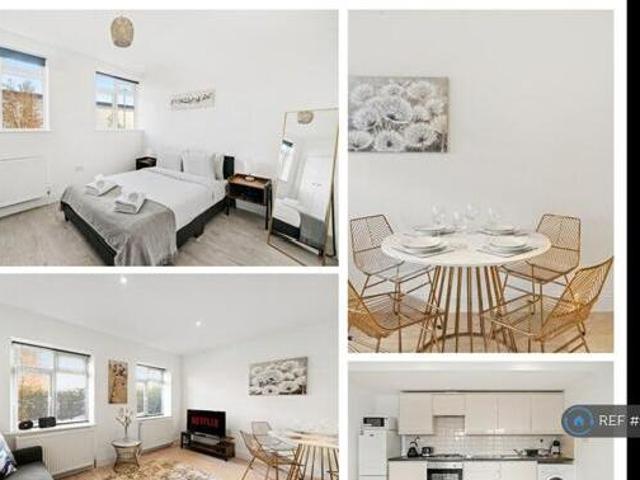 House for rent in Uxbridge, Greater London