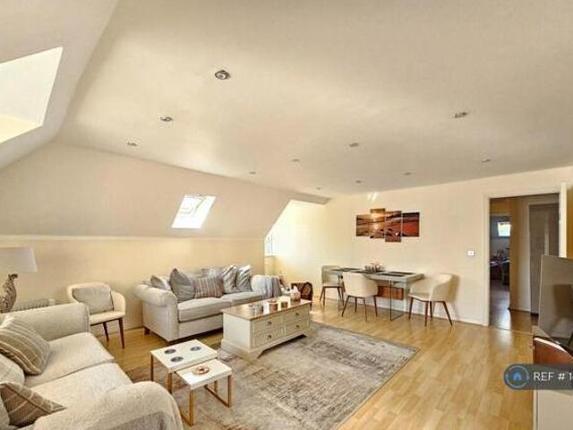House for rent in Uxbridge, Greater London
