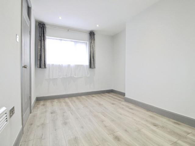 Flat for rent in Cat Hill, Isle Of Man