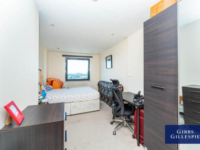 Flat for rent in Uxbridge, Greater London