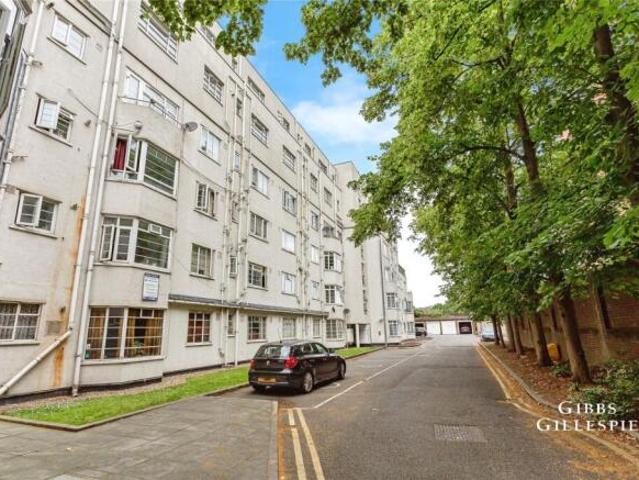 Flat for rent in Uxbridge, Greater London