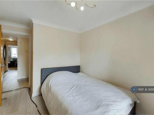 Flat for rent in Cat Hill