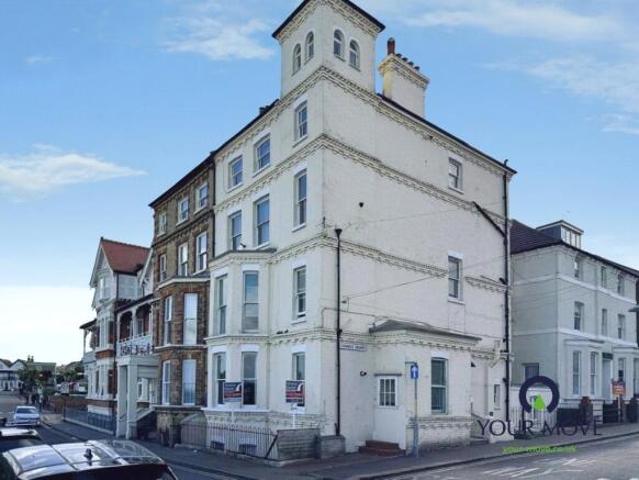Flat for rent in East Cliff, Acol