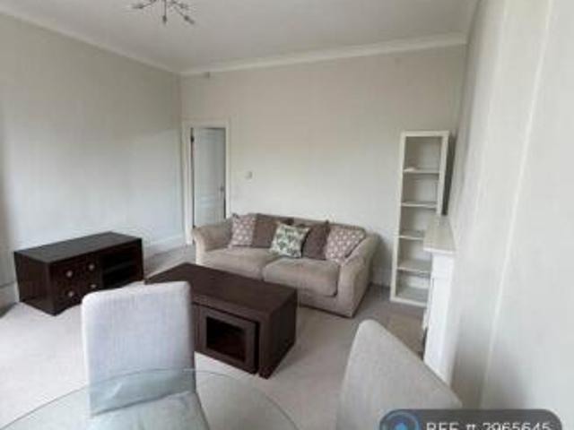 Flat for rent in Cat Hill