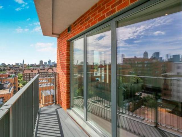 Flat for rent in Cat Hill