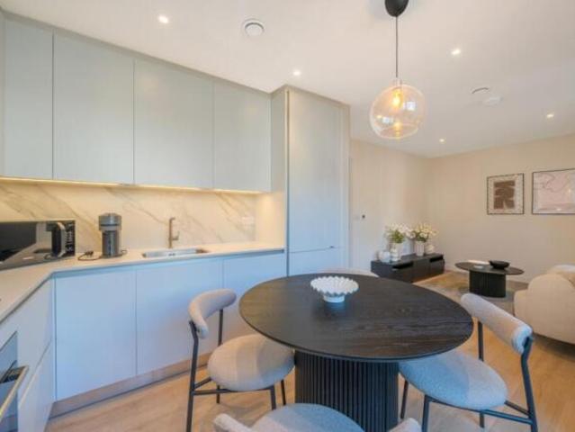 Flat for rent in Cat Hill