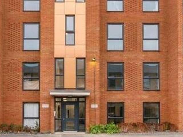 House for rent in Surrey