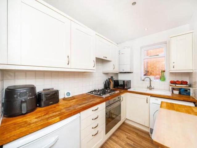 Flat for rent in Twickenham, Greater London