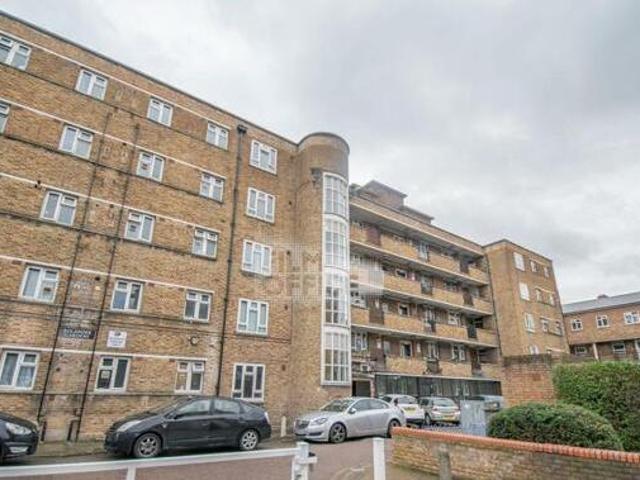 House for rent in Lyons, Greater London
