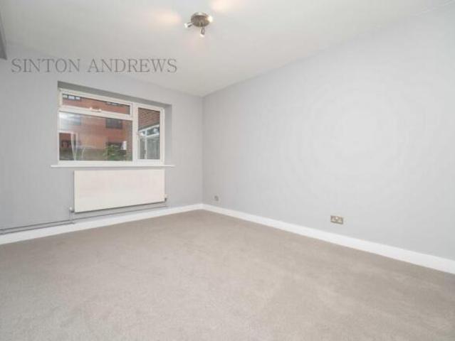 Flat for rent in Ealing, Greater London