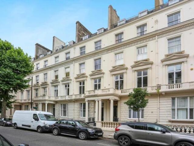 Flat for rent in Cat Hill