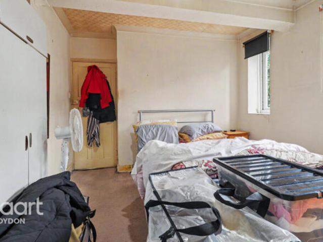 Flat for rent in Cat Hill