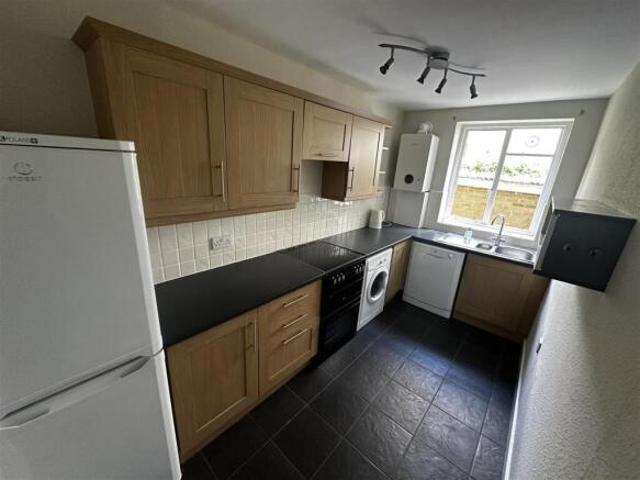 Flat for rent in Milverton, Green Close