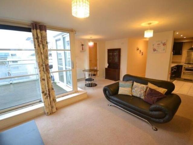 Flat for rent in Bede Island, Old Wharf