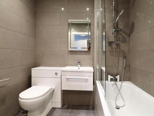 Flat for rent in Crook Log, Welling