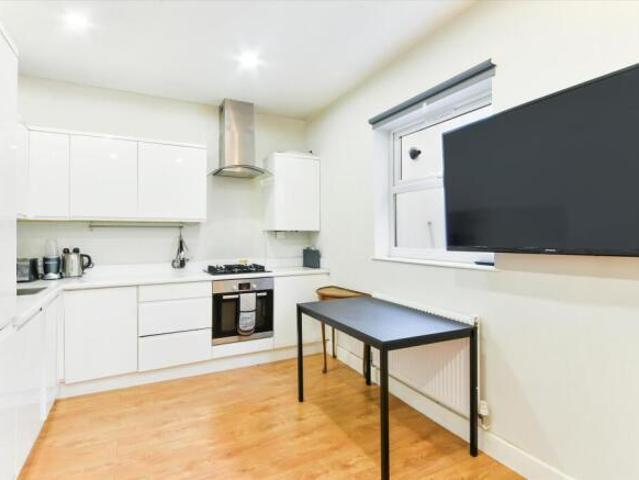 Flat for rent in Greater London