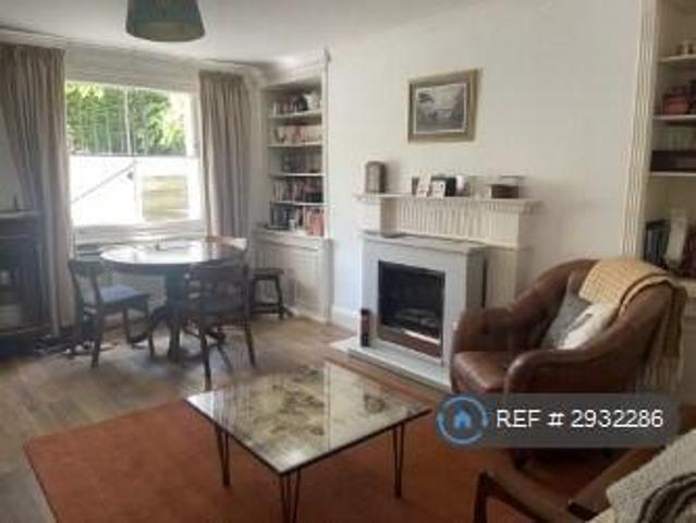 Flat for rent in Cat Hill
