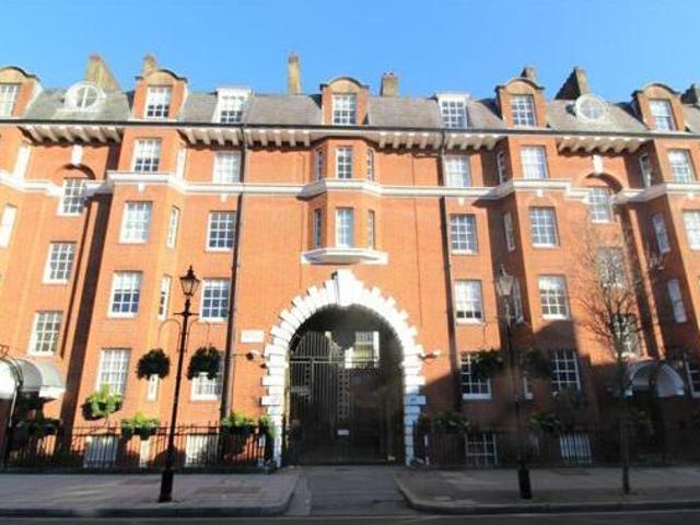 House for rent in Lyons, Greater London