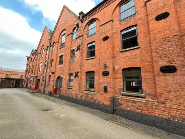 House for rent in Beamhurst, Staffordshire