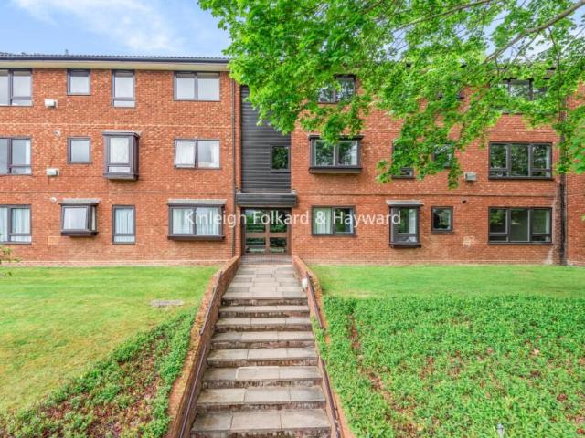 Flat for rent in Bromley