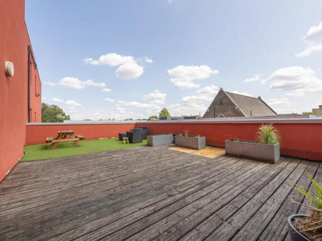 Flat for rent in Cat Hill