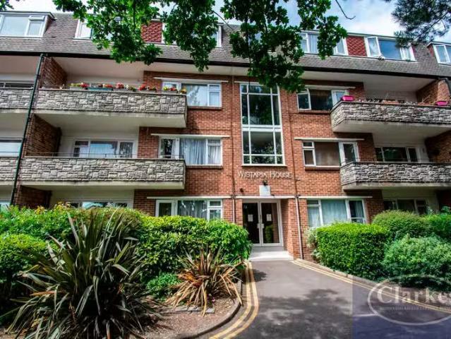 House for rent in Red Hill, Surrey