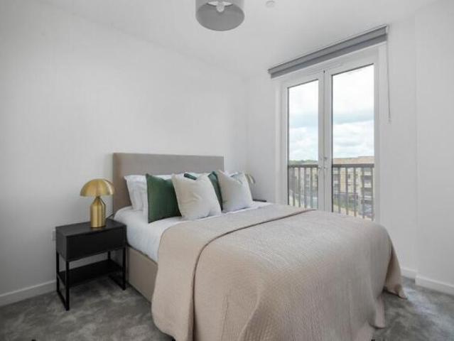 Flat for rent in Cat Hill