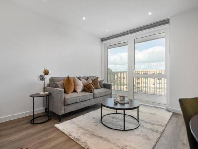 Flat for rent in Cat Hill