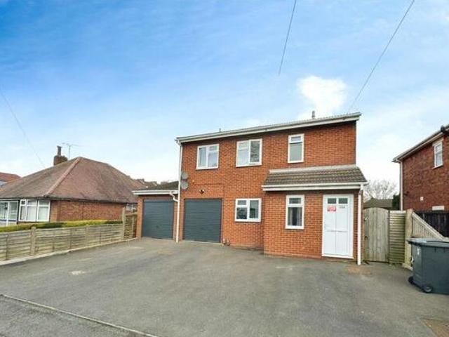 House for rent in Wood End, Wednesfield