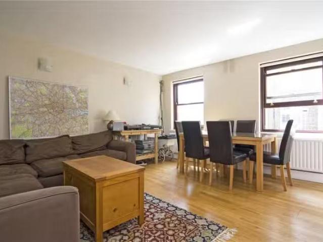 House for rent in Worplesdon, Westborough