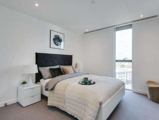 Flat for rent in Shepherd's Bush, Greater London
