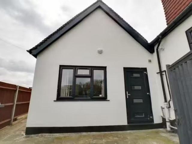 House for rent in Petts Wood, Isle Of Man