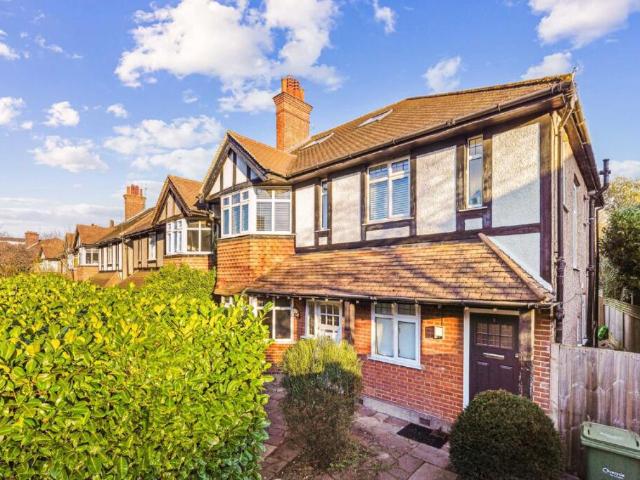 Flat for rent in Streatham