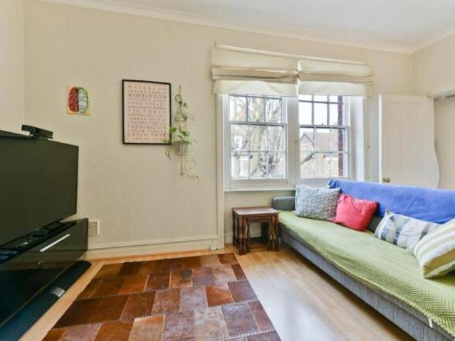 Flat for rent in Chiswick, Greater London