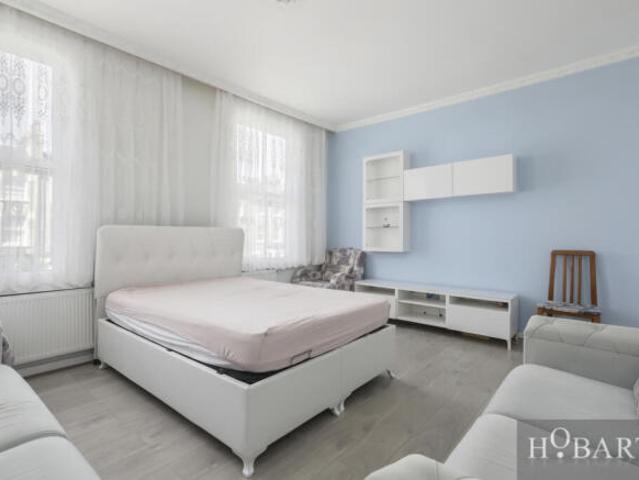 Flat for rent in Cat Hill