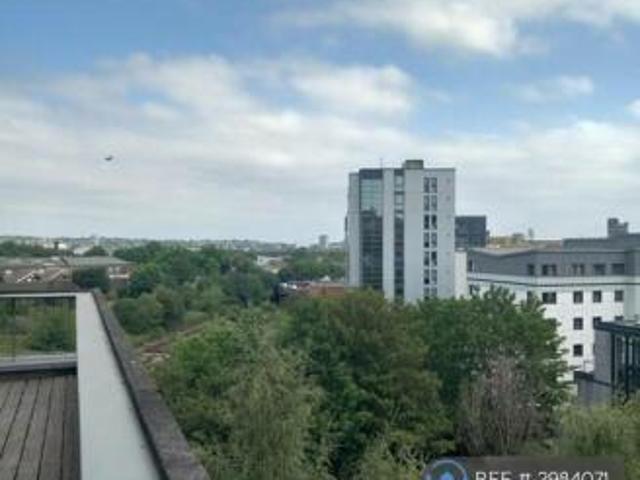 Flat for rent in Cat Hill