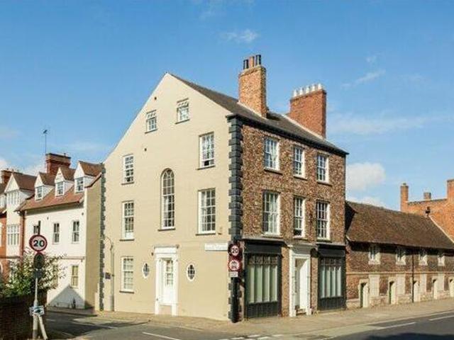 House for rent in High Field, York
