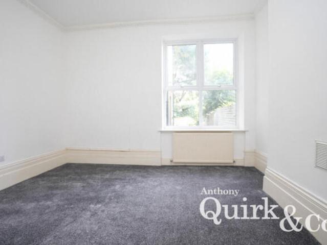 Flat for rent in Alton Barnes