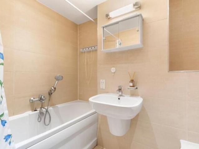 Flat for rent in Barnsbury, Greater London