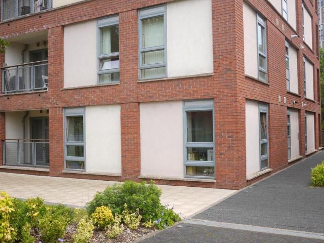 Flat for sale in Broadmead, Feckenham
